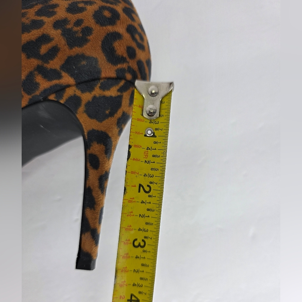 Jessica Simpson 3.5 Stiletto Heels Faux Leopard Print Suede Side Zipper Size 9.5 - Picture 12 of 12